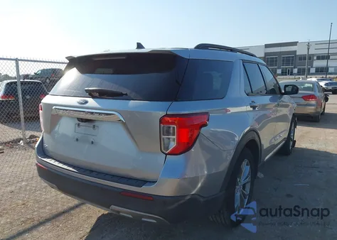 2022 Ford Explorer Xlt from USA, damaged, VIN 1FMSK7DH1NGA19839